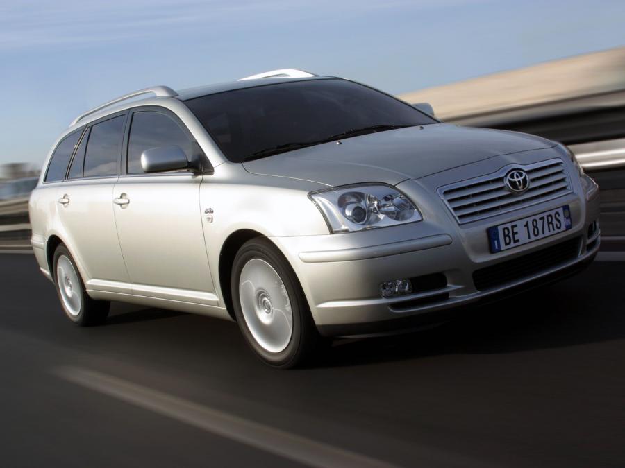  Toyota Avensis Wagon 2003 года  (фото 54 из 76)